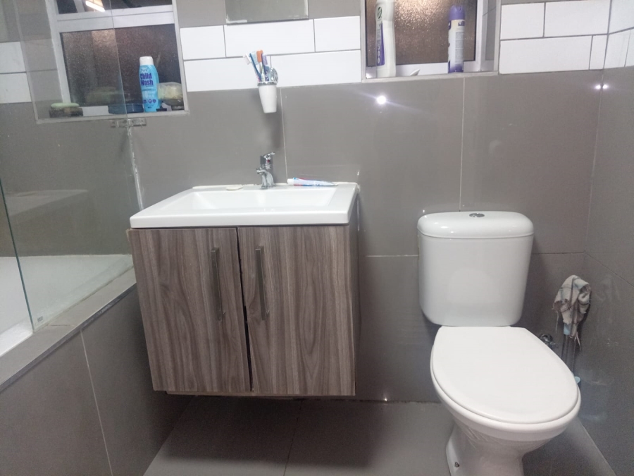 4 Bedroom Property for Sale in Westridge Western Cape